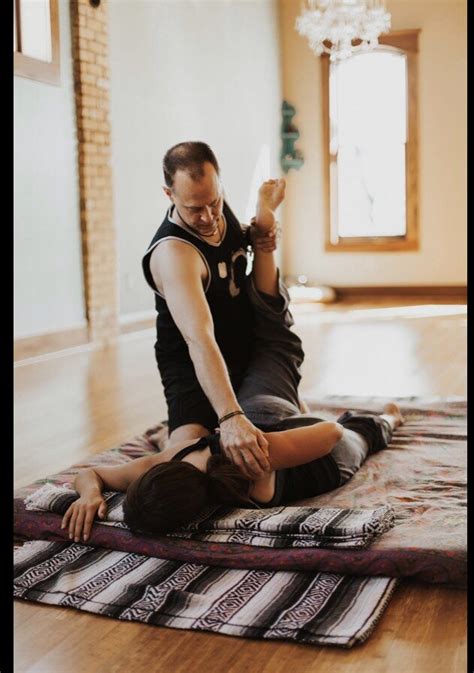 thaisyoga|what is thai yoga massage.